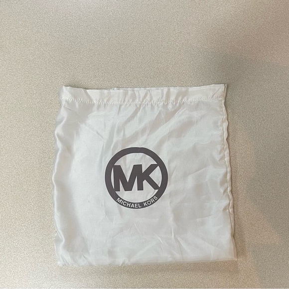 White shoulder bag - Picture 3 of 4